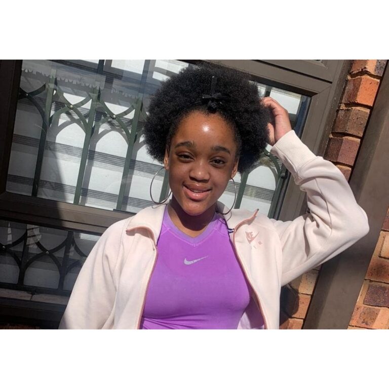 Dakalo Molope biography age, career, education and Instagram. Soapie